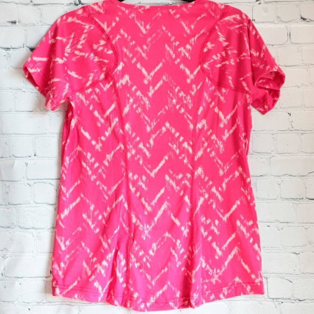NEW The North Face pink  t-shirt size M - Picture 5 of 7
